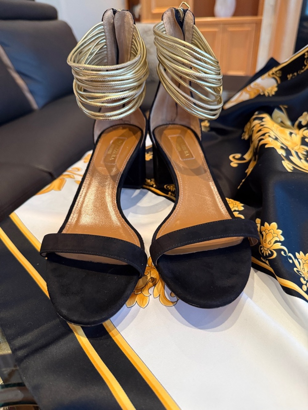 Shoes - Picture 4 of 5